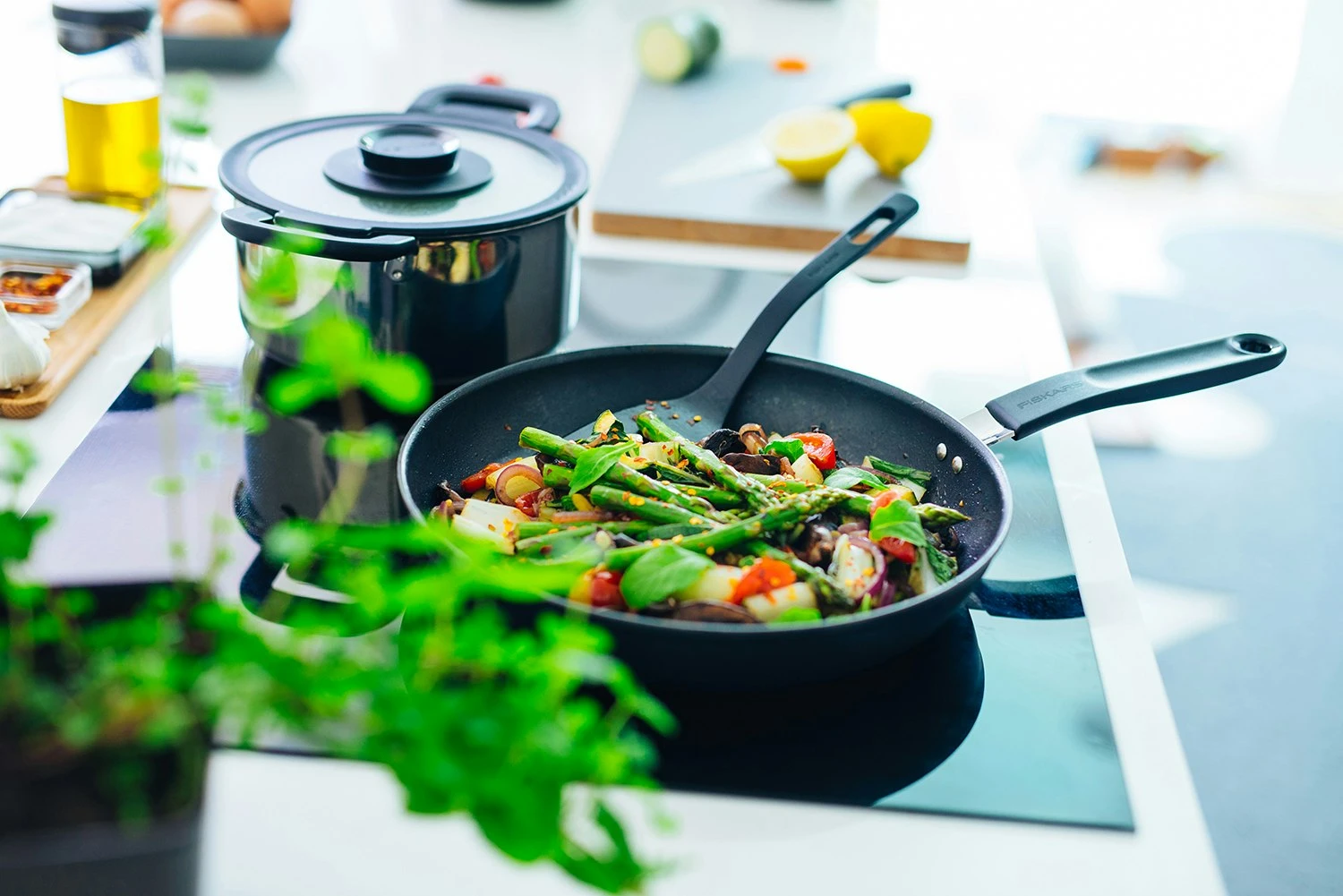 Fiskars Functional Form Pfanne Ø26cm 8 Fiskars Functional Form Pfanne Ø26cm – Bild 6