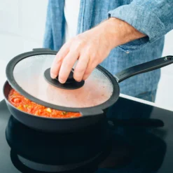 Fiskars Functional Form Traktörpfanne Ø26cm 12 Fiskars Functional Form Traktörpfanne Ø26cm -Deutschland Koch Magier Verkaufs-Shop fiskars functional form traktorpfanne 26cm 4