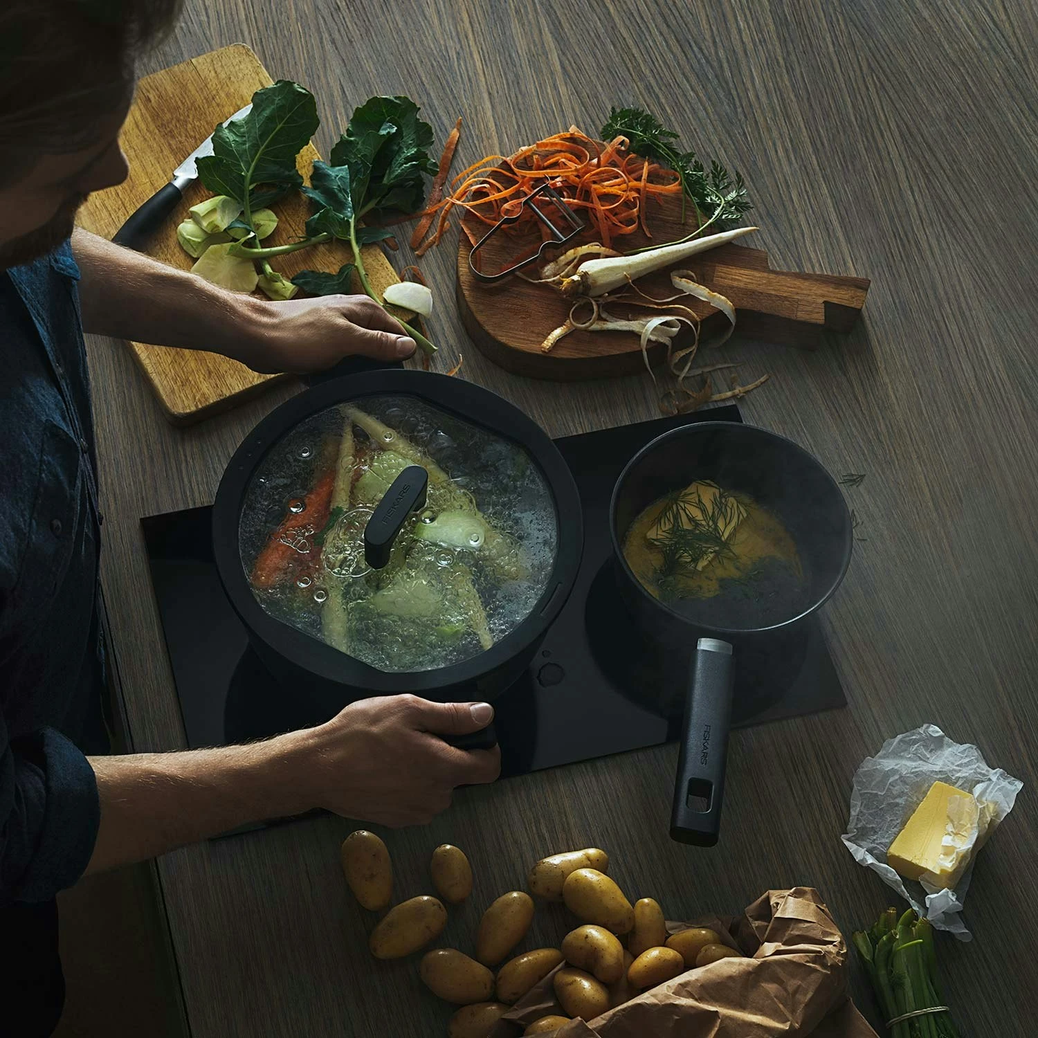 Fiskars Hard Face Kasserolle, 1,8 L 5 Fiskars Hard Face Kasserolle, 1,8 L – Bild 3