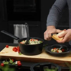 Fiskars Hard Face Kasserolle, 1,8 L 13 Fiskars Hard Face Kasserolle, 1,8 L -Deutschland Koch Magier Verkaufs-Shop fiskars hard face kasserolle 6