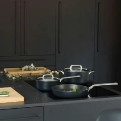 Fiskars Rotisser Traktörpfanne Gross Kante 24 Cm 9 Fiskars Rotisser Traktörpfanne Gross Kante 24 Cm -Deutschland Koch Magier Verkaufs-Shop fiskars rotisser traktorpfanne gross kante 24 cm 3