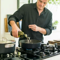 Fiskars Rotisser Traktörpfanne Optiheat 26 Cm 8 Fiskars Rotisser Traktörpfanne Optiheat 26 Cm -Deutschland Koch Magier Verkaufs-Shop fiskars rotisser traktorpfanne optiheat 26 cm 2