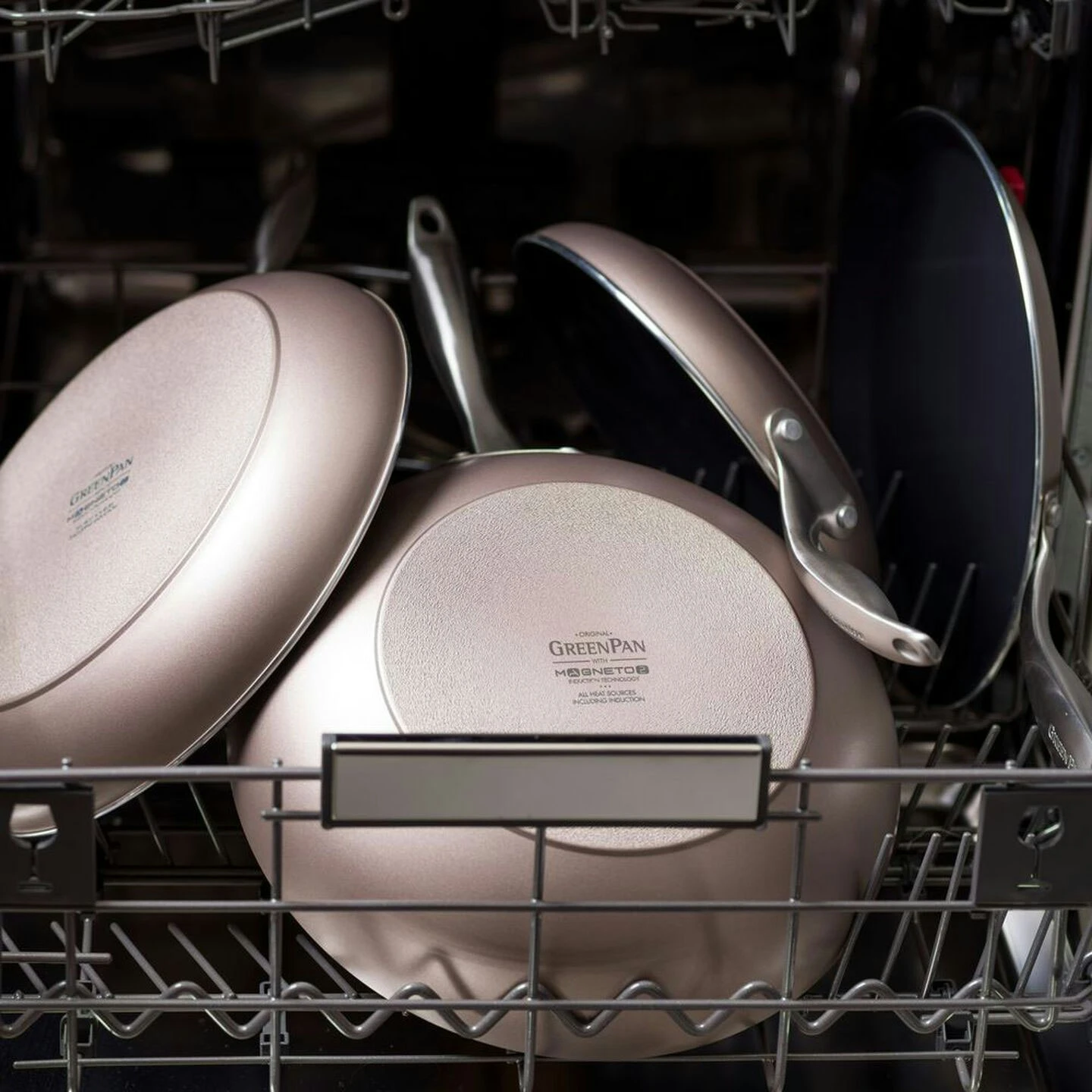 Greenpan Royal Bratpfanne 2 Teile, Bronzefarben 8 Greenpan Royal Bratpfanne 2 Teile, Bronzefarben – Bild 6