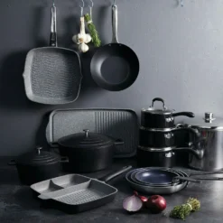 Kitchen Craft MasterClass Kasserolle Schwarz, 2,5 L 11 Kitchen Craft MasterClass Kasserolle Schwarz, 2,5 L -Deutschland Koch Magier Verkaufs-Shop kitchen craft masterclass casserole black 4