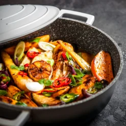 Kitchen Craft MasterClass Niedrige Kasserolle 4 L, Grau -Deutschland Koch Magier Verkaufs-Shop kitchen craft masterclass low casserole 4 l 13