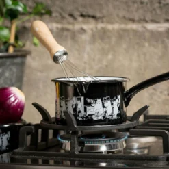 Muurla Enamel Sauce Pan, 80 Cl 11 Muurla Enamel Sauce Pan, 80 Cl -Deutschland Koch Magier Verkaufs-Shop muurla enamel sauce pan 80 cl 3