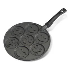 Nordic Ware Smiley Face Pan­cake-Pfanne, 25 Cm