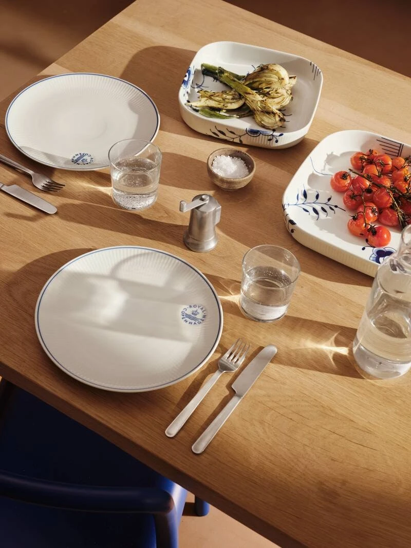 Royal Copenhagen Blue Fluted Mega Ofenform, 25x25 Cm 7 Royal Copenhagen Blue Fluted Mega Ofenform, 25x25 Cm – Bild 5