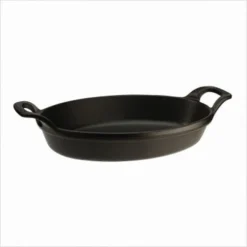 Staub Medium Oval Dish, Black